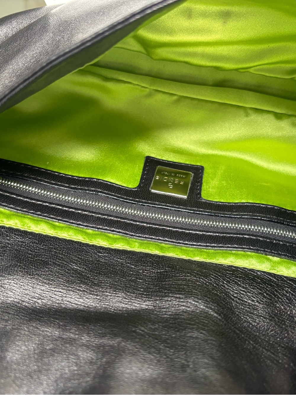 Rare Vintage Fendi Mamma Baguette – Black Leather & Lime Green FF Buckle - Picture 7 of 12
